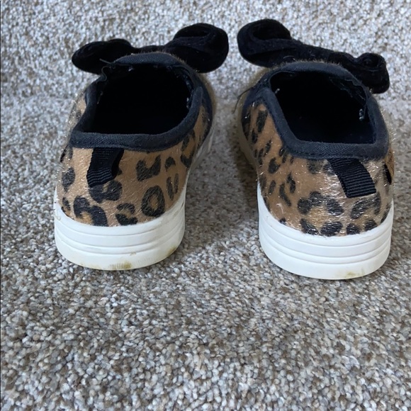 Leopard print slip-ons w/ velvet bow - Picture 4 of 5